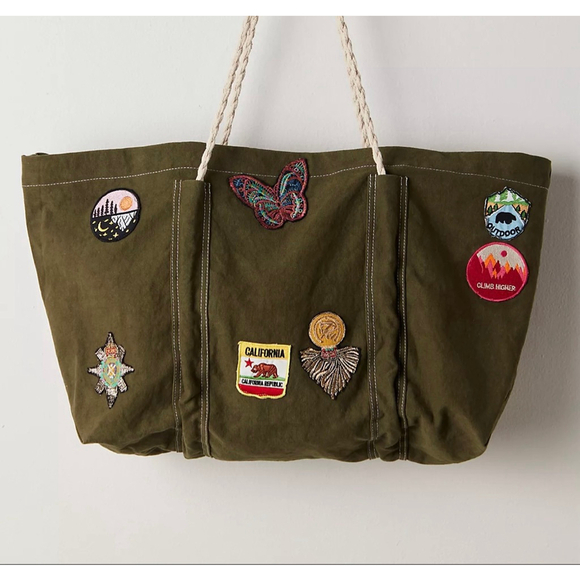 Free People Been There Badge Tote Bag NWT - Picture 2 of 8